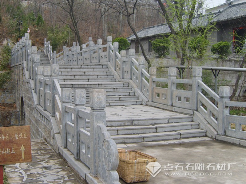 7d77b70fcf9fdfba8f88c3fd4be3f15f 青石栏杆 青石桥栏板